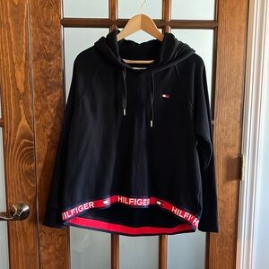 Ladies Navy Blue with Red trim Tommy Hilfiger sweatshirt.  Size XL.